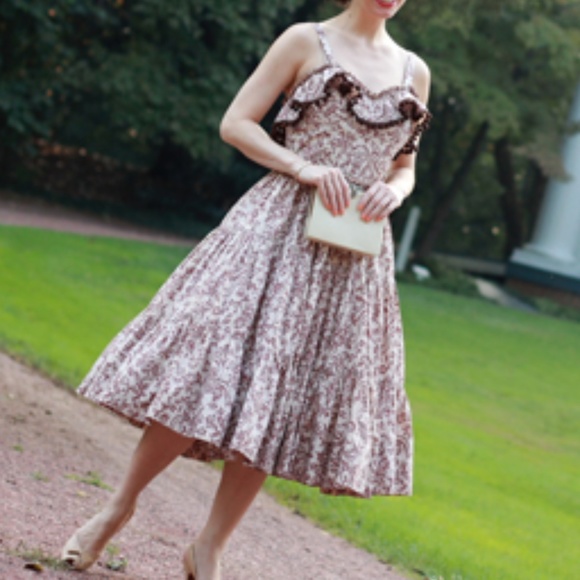 VINTAGE Brown Tiered Dress - Picture 2 of 8